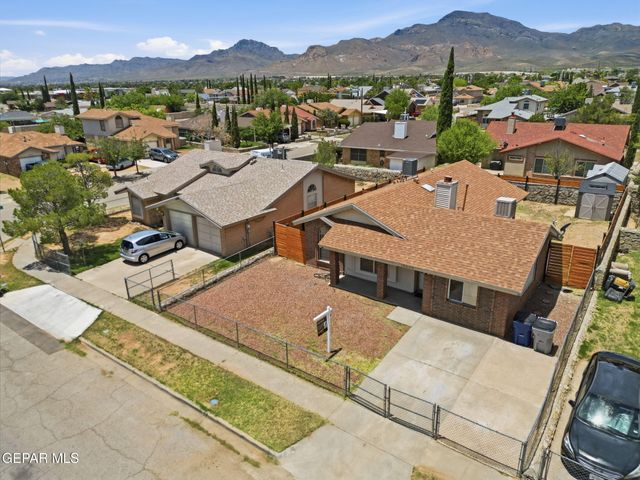 10905 DIZZY DEAN Place, El Paso, TX 79934