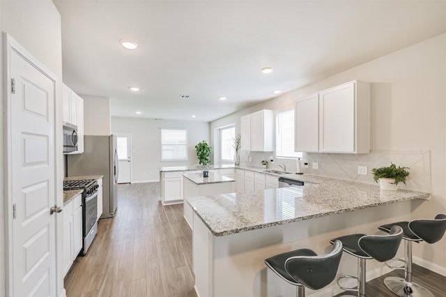 2424 Shellcracker Drive, Conroe, TX 77384
