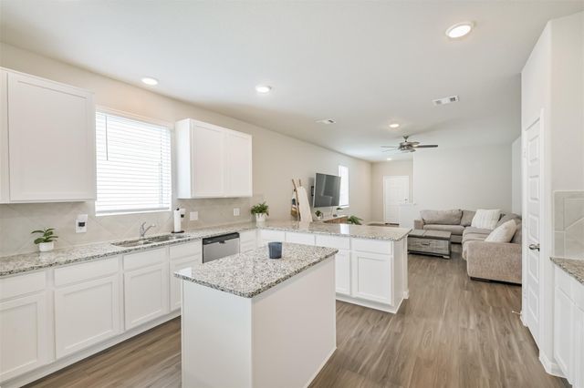 2424 Shellcracker Drive, Conroe, TX 77384