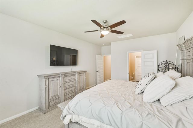 2424 Shellcracker Drive, Conroe, TX 77384
