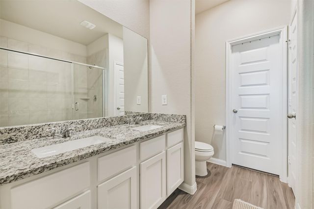 2424 Shellcracker Drive, Conroe, TX 77384