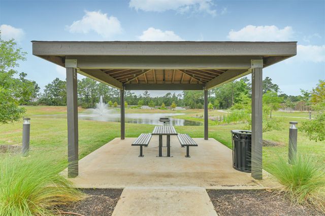 2424 Shellcracker Drive, Conroe, TX 77384