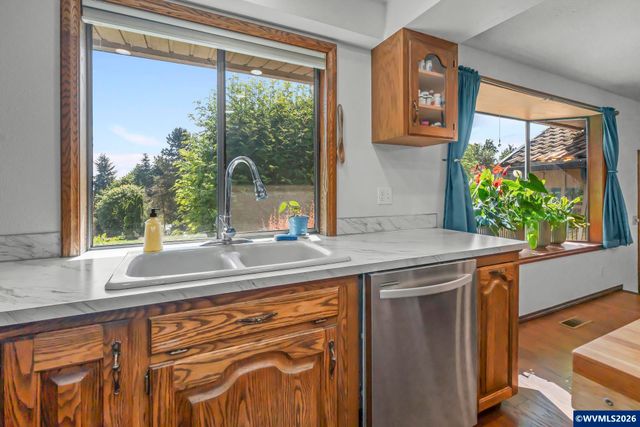 7955 Zion Ct SE, Turner, OR 97392