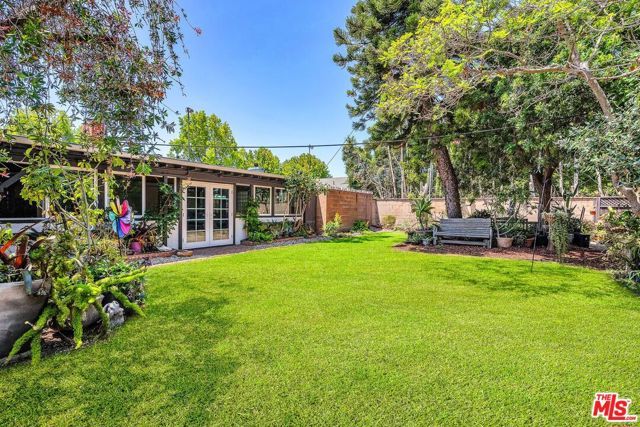 8732 Villanova Avenue, Los Angeles, CA 90045