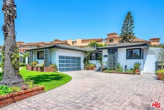 8732 Villanova Avenue, Los Angeles, CA 90045