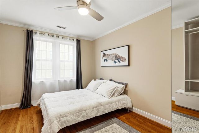 827 Westwood Drive 3E, Clayton, MO 63105
