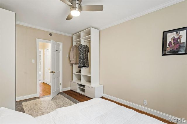 827 Westwood Drive 3E, Clayton, MO 63105