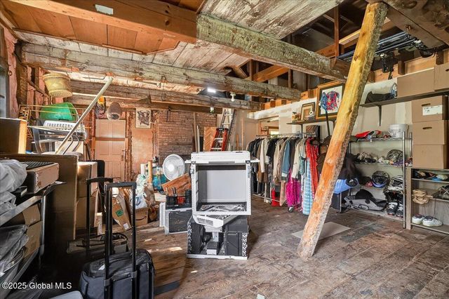 1575 New Scotland Road, Bethlehem, NY 12159