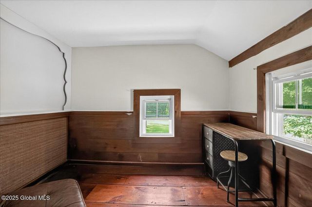 1575 New Scotland Road, Bethlehem, NY 12159