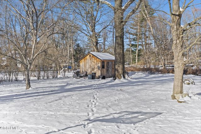 1575 New Scotland Road, Bethlehem, NY 12159