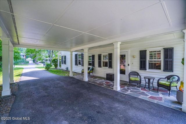 1575 New Scotland Road, Bethlehem, NY 12159