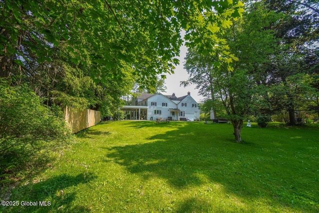1575 New Scotland Road, Bethlehem, NY 12159