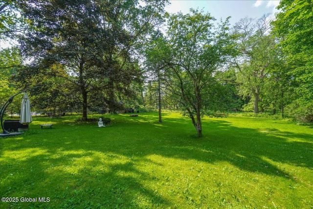 1575 New Scotland Road, Bethlehem, NY 12159