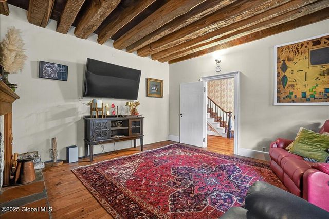 1575 New Scotland Road, Bethlehem, NY 12159