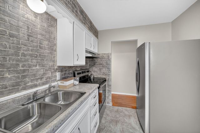 2114 Boyd Street, Des Moines, IA 50317