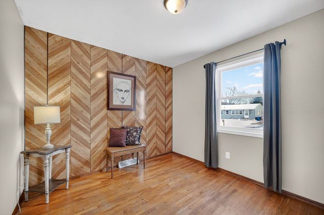 2114 Boyd Street, Des Moines, IA 50317