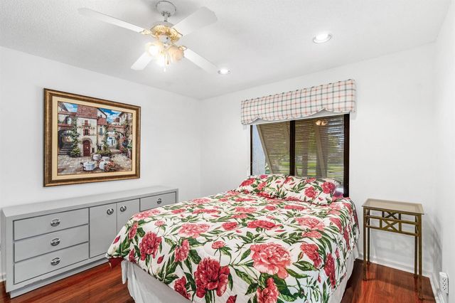 10137 Mangrove Drive 203, Boynton Beach, FL 33437