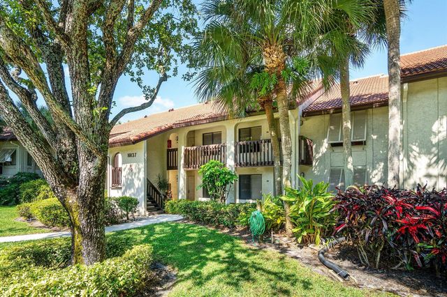 10137 Mangrove Drive 203, Boynton Beach, FL 33437