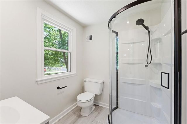 13309 Park Hills Drive, Grandview, MO 64030