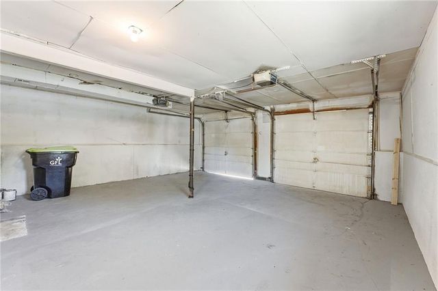 13309 Park Hills Drive, Grandview, MO 64030