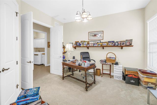 10 FRANKLIN COURT S 63D, St Petersburg, FL 33711