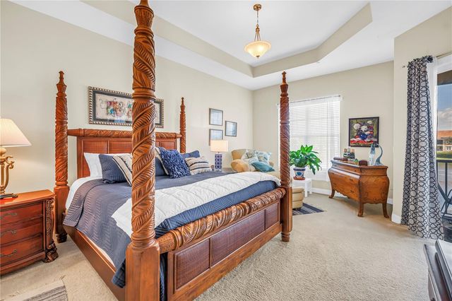 10 FRANKLIN COURT S 63D, St Petersburg, FL 33711