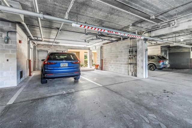 10 FRANKLIN COURT S 63D, St Petersburg, FL 33711