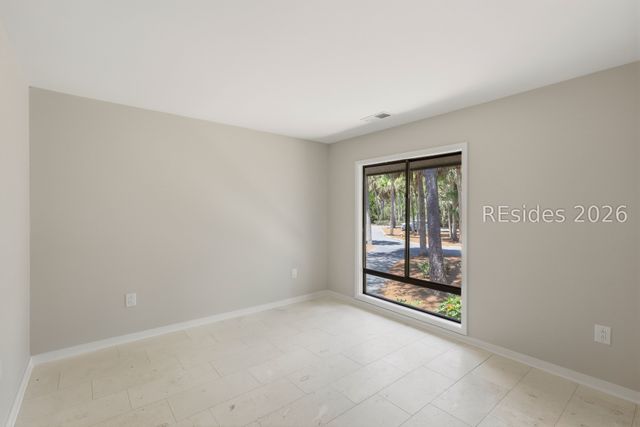 12 Palm Isle Ct, Hilton Head Island, SC 29926