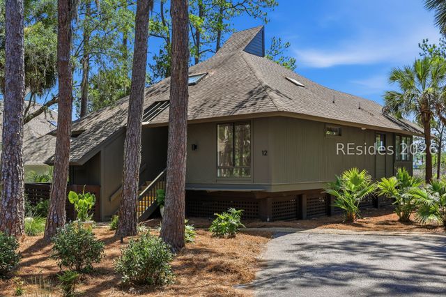 12 Palm Isle Ct, Hilton Head Island, SC 29926