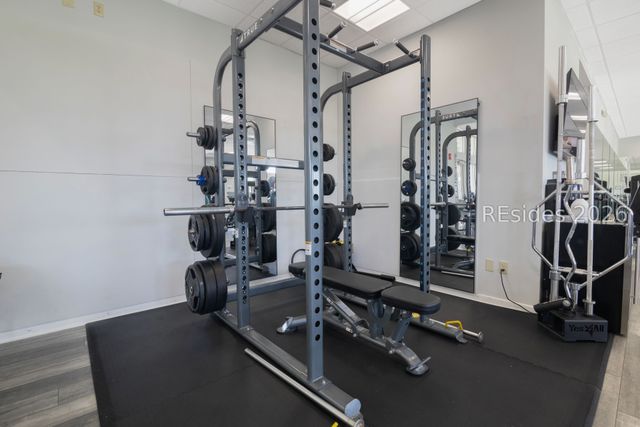 12 Palm Isle Ct, Hilton Head Island, SC 29926