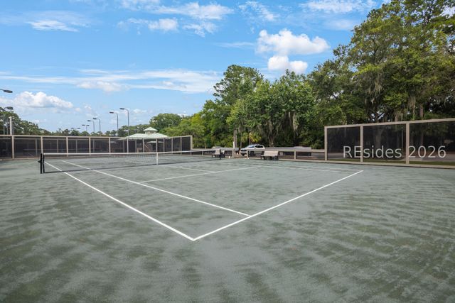 12 Palm Isle Ct, Hilton Head Island, SC 29926