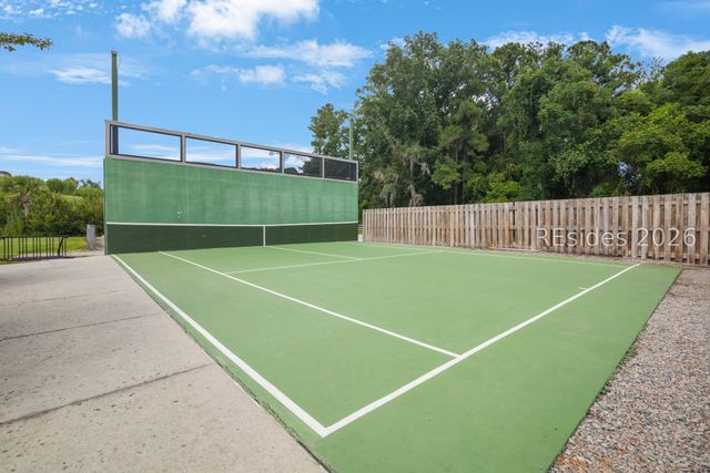 12 Palm Isle Ct, Hilton Head Island, SC 29926