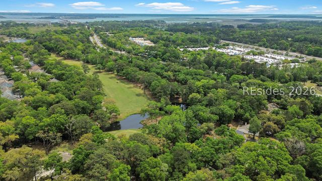 12 Palm Isle Ct, Hilton Head Island, SC 29926