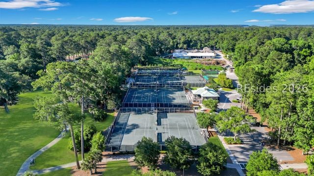 12 Palm Isle Ct, Hilton Head Island, SC 29926