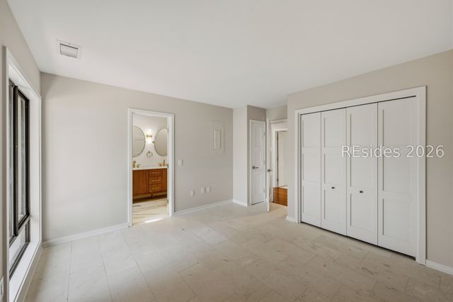 12 Palm Isle Ct, Hilton Head Island, SC 29926