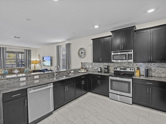 9163 SCRAMBLE DRIVE, Davenport, FL 33896