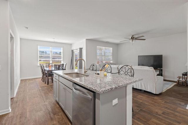 128 Akeley Lane, Summerville, SC 29483