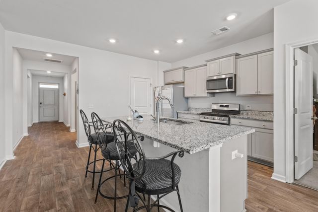128 Akeley Lane, Summerville, SC 29483