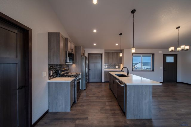 3534 JOSEPH ST, Sturgis, SD 57785