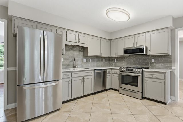 9408 Seasons Drive, Chattanooga, TN 37421