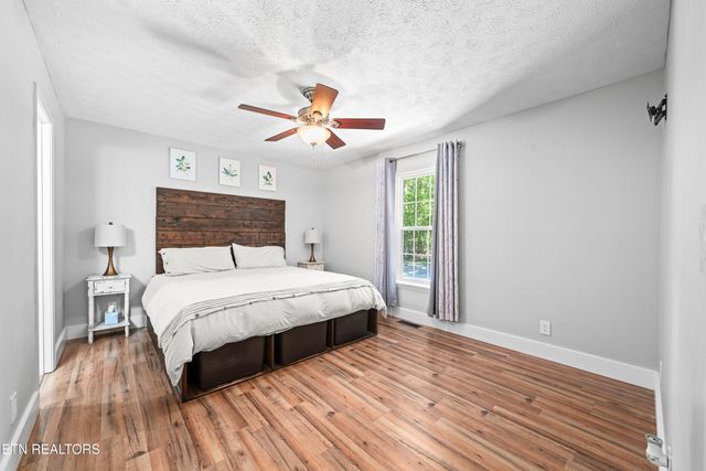 2412 Arrow Tr, Monterey, TN 38574