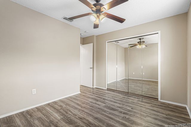 10254 Dover Rdg Apt 806, San Antonio, TX 78250