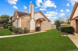 10254 Dover Rdg Apt 806, San Antonio, TX 78250