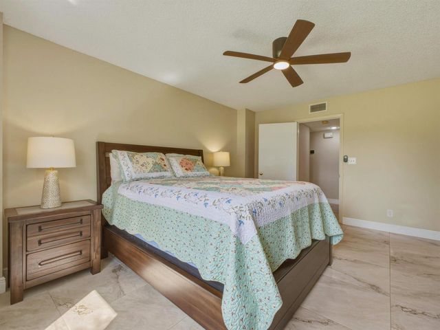 6698 N 10th Ave Avenue N 116, Lake Worth, FL 33467