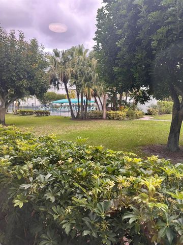 6698 N 10th Ave Avenue N 116, Lake Worth, FL 33467