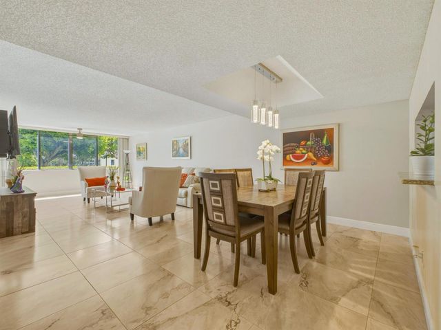 6698 N 10th Ave Avenue N 116, Lake Worth, FL 33467