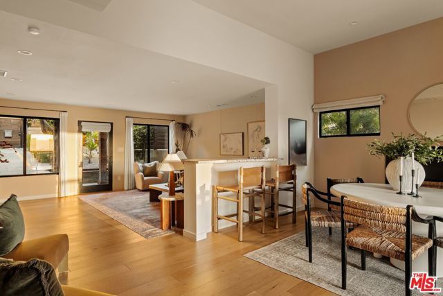937 Lucile Avenue, Los Angeles, CA 90026