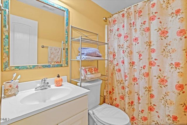 220 Leghorn Drive, Zebulon, NC 27597