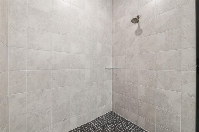 11890 SW 33RD LANE, Gainesville, FL 32608