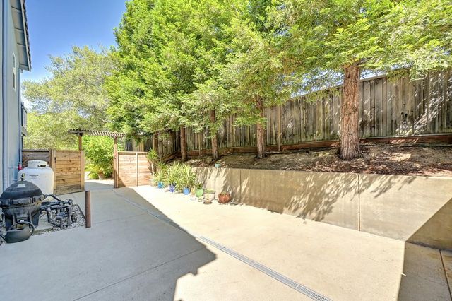 9090 Orchid Shade Dr, El Dorado Hills, CA 95762
